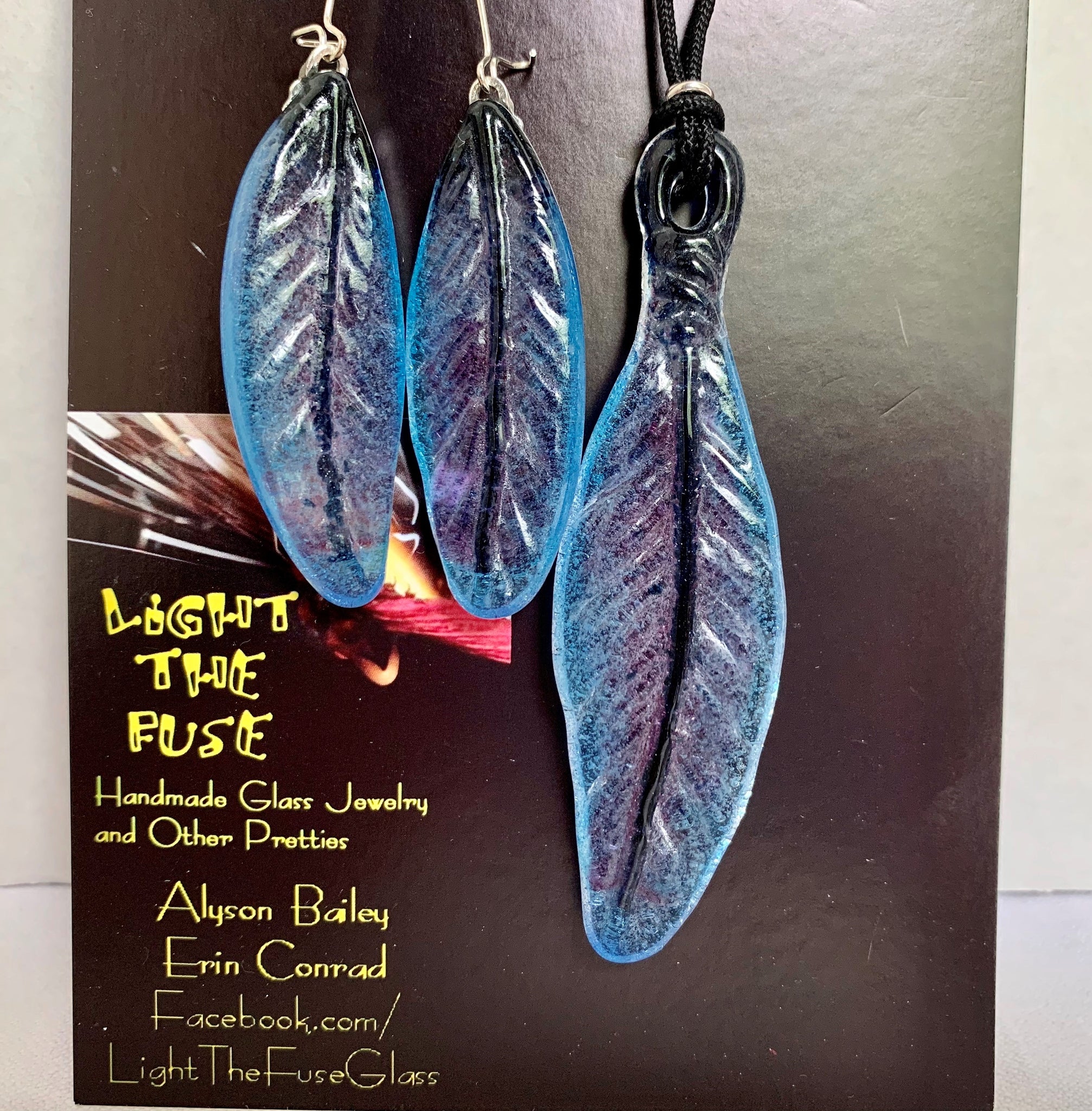 Glass feather earring and pendant set